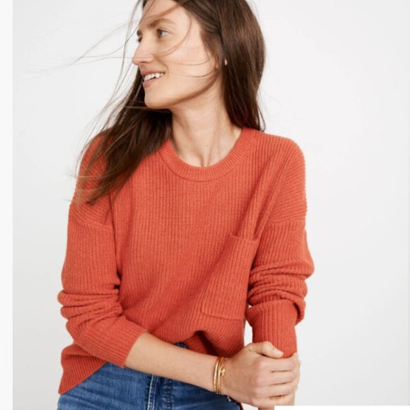 Madewell Thompson Pocket Pullover Sweater - Heather Lipstick - Size M - Picture 1 of 5